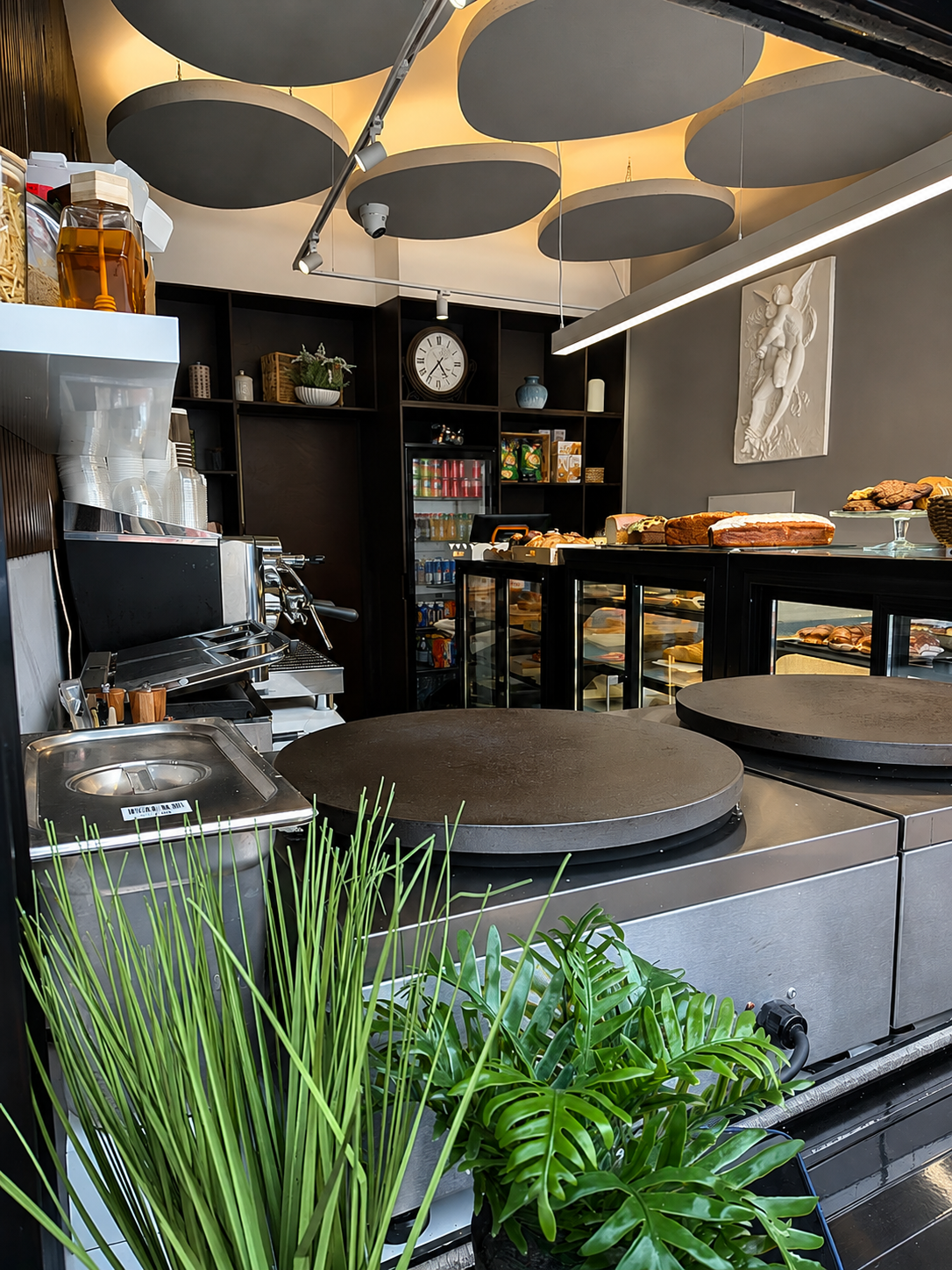 Melily Coffee interior